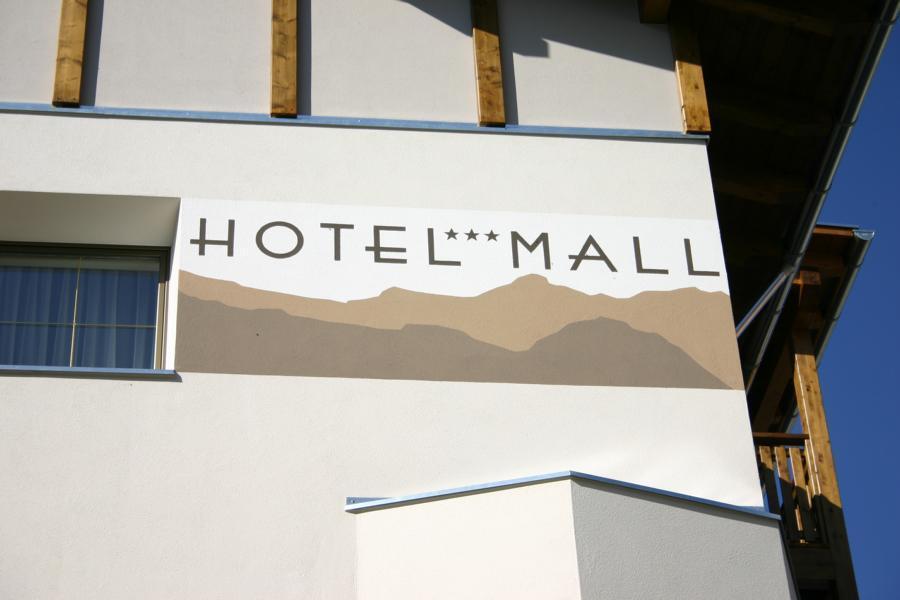 Hotel Mall San Valentino alla Muta Ngoại thất bức ảnh